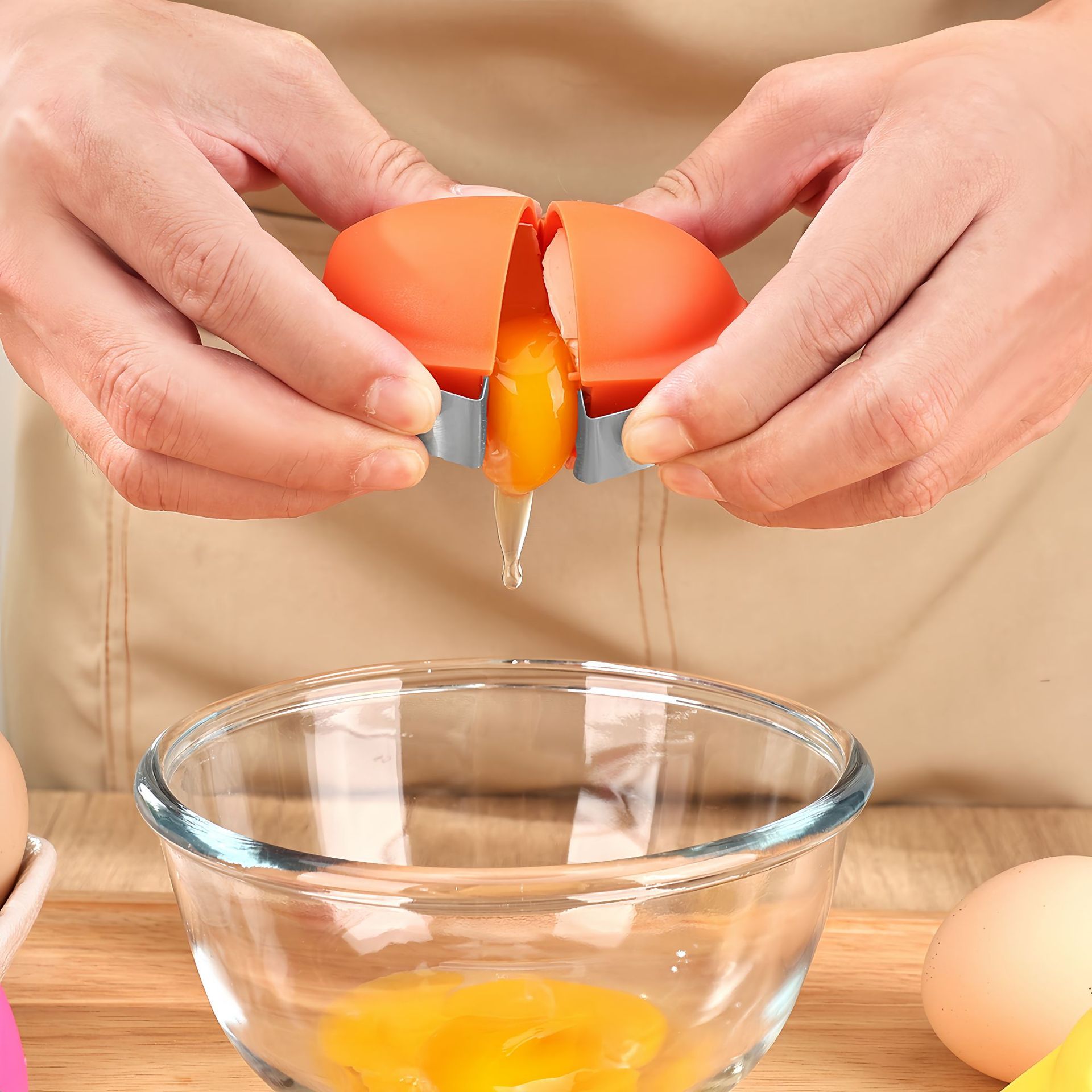 Egg Separator Tool - 1/3個入り簡単卵殻オープナー、卵殻分離器、携帯用卵オープナー、キッチン用手持ち卵殻割り器、家庭用卵殻クラッシャー