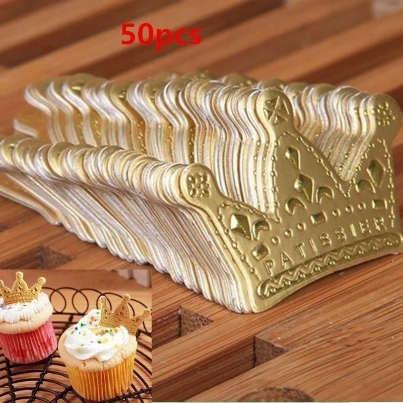 Kitchen Gadgets Gold - キッチンベーキングツール、ケーキシルクハット、ゴールドプリンセスクラウン、カップケーキセレクション、誕生日パーティーの装飾アクセサリー、50個