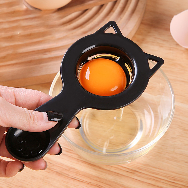 Egg Separator Tool - 1個入り 2-in-1 可愛い漫画猫型 卵分離器＆計量カップ 簡単に卵黄と卵白を分離 ベーキングや料理、アウトドア食器に