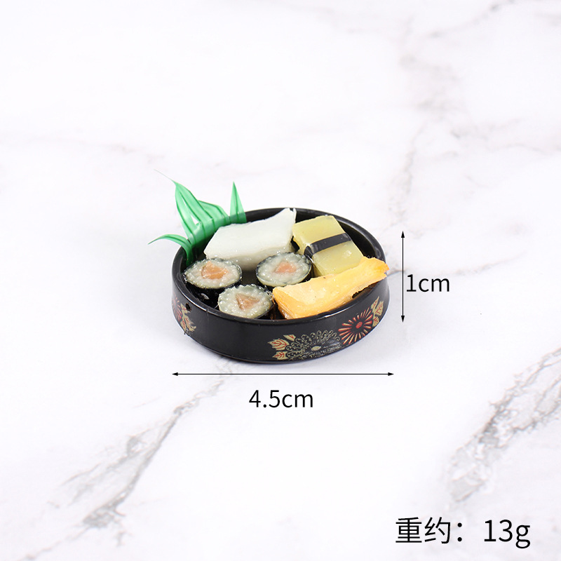 ミニゴールドパターン寿司盛り合わせ日本の弁当ミニチュア模造食 - Kitchen Gadgets Gold のレビューと価格
